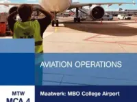 Omslag van het leerwerkboek voor 'Maatwerk' met de titel 'Maatwerk MBO College Airport - Aviation Operations'