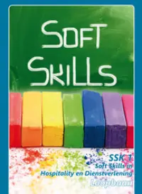 Omslag van het leerwerkboek voor 'Maatwerk' met de titel 'Soft Skills in hospitality en dienstverlening'