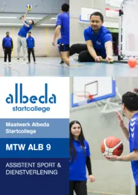 Omslag van het leerwerkboek met de titel 'Maatwerk Albeda Startcollege - Assistent sport &amp; dienstverlening'
