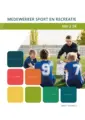 Omslag van het leerwerkboek voor 'Mbo: Niveau 2 breed' met de titel 'Mijn stagecompetenties als medewerker sport en recreatie'
