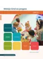 Omslag van het leerwerkboek voor 'Vmbo: Zorg & Welzijn' met de titel 'Welzijn volwassenen en ouderen'