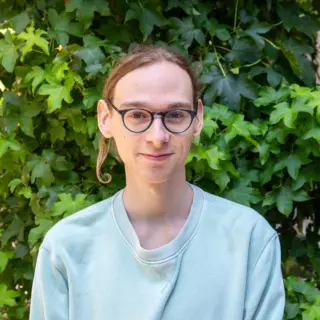 Tom vierkant